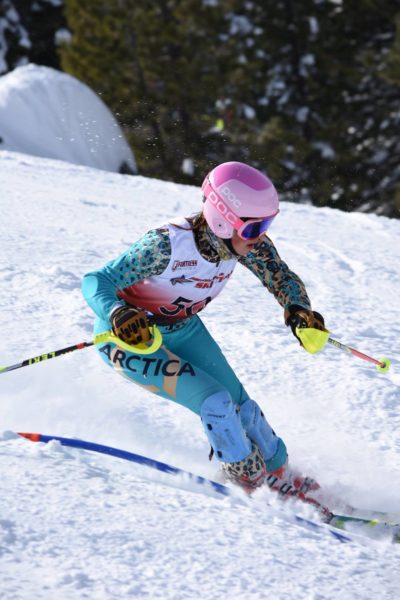 Paloma Bowers ripping up 2nd place at Diamond Peak USSA Far West U14 ski racing 2017-01-29